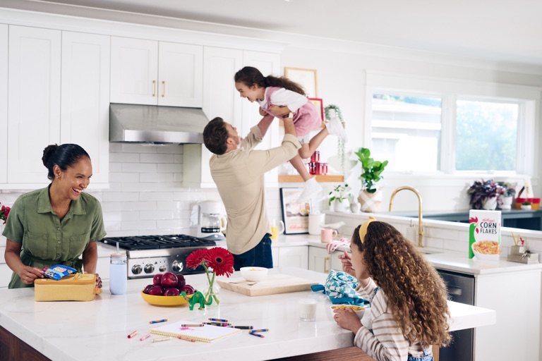 Kellogg's national campaign, a family kitchen morning, photographed by Dawn Heumann